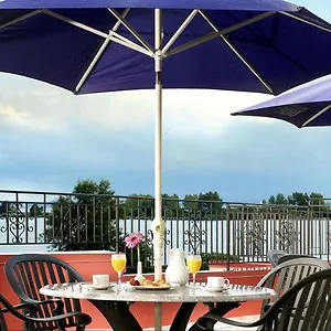 Four Points By Sheraton Lakeshore *** Toronto