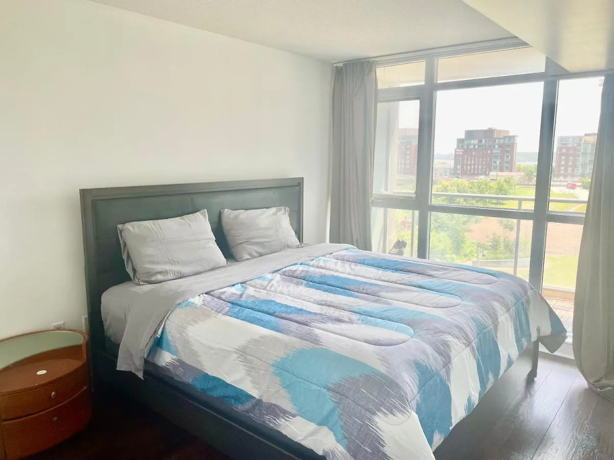 Three Br Condo Step To Cn Tower Rogers Center With Free Parking Toronto 5*,  Canada
