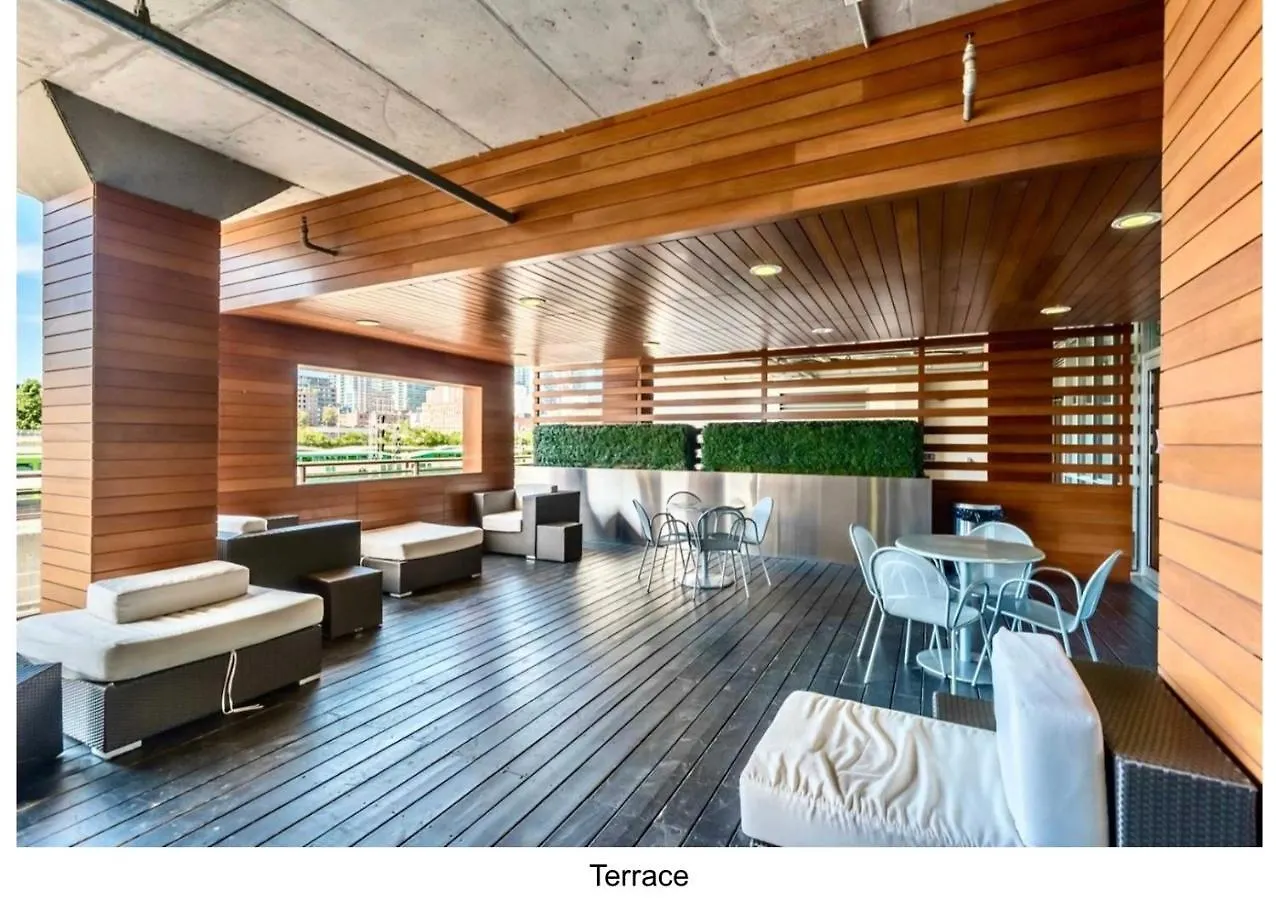 Hotel Three Br Condo Step To Cn Tower Rogers Center With Free Parking Toronto